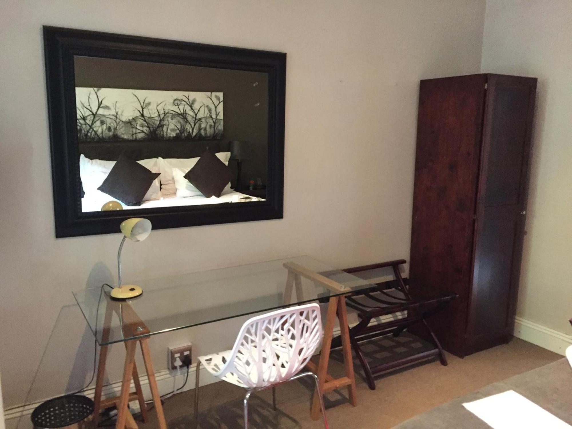 メルビレ タレット ゲストハウス ヨハネスブルグ 部屋 写真